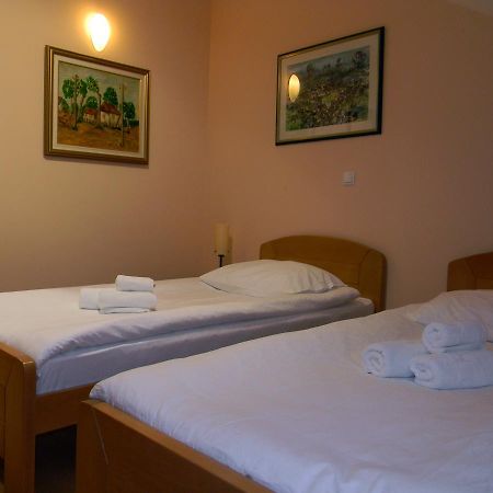 Hôtel Stari Mlin à Vrsac Extérieur photo