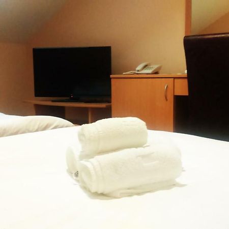 Hôtel Stari Mlin à Vrsac Extérieur photo