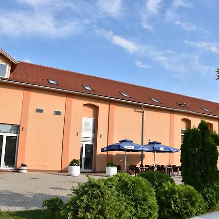 Hôtel Stari Mlin à Vrsac Extérieur photo